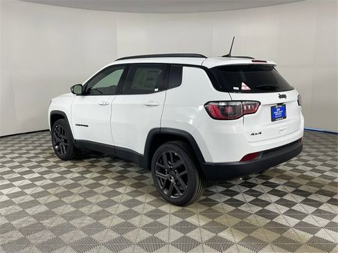 New 2026 Jeep Compass Latitude image 5