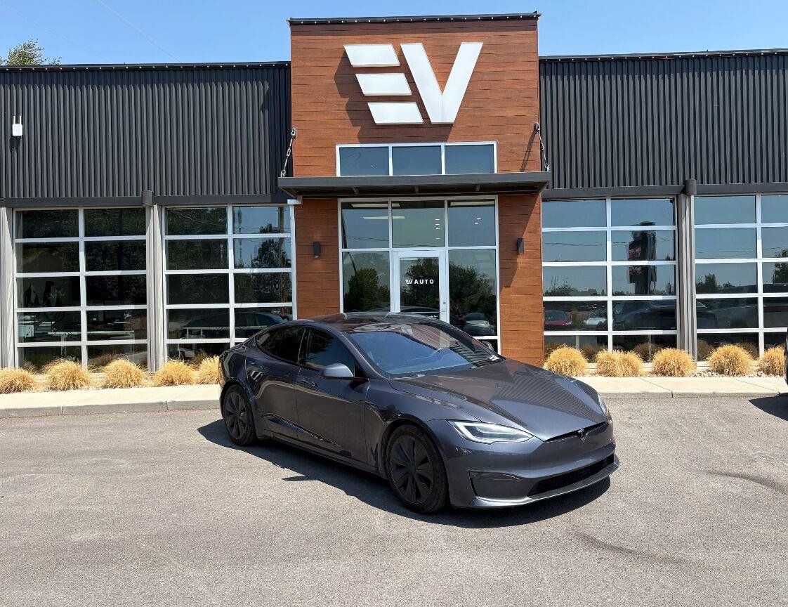 Used 2022 Tesla Model S Plaid AWD/4WD image 1