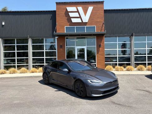Used 2022 Tesla Model S Plaid AWD/4WD image 1