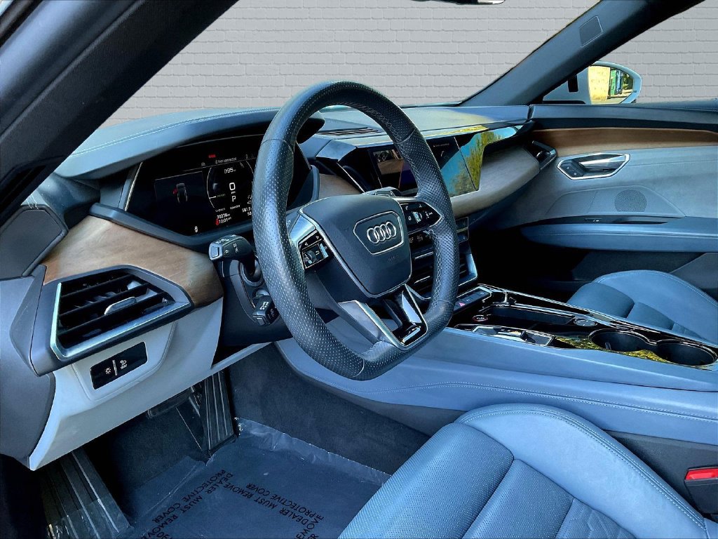 Used 2022 Audi e-tron GT Premium Plus AWD/4WD image 11