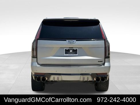 Used 2023 Cadillac Escalade V AWD/4WD image 7