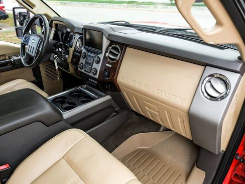 Used 2016 Ford F350 Lariat w/ Lariat Ultimate Package AWD/4WD image 10