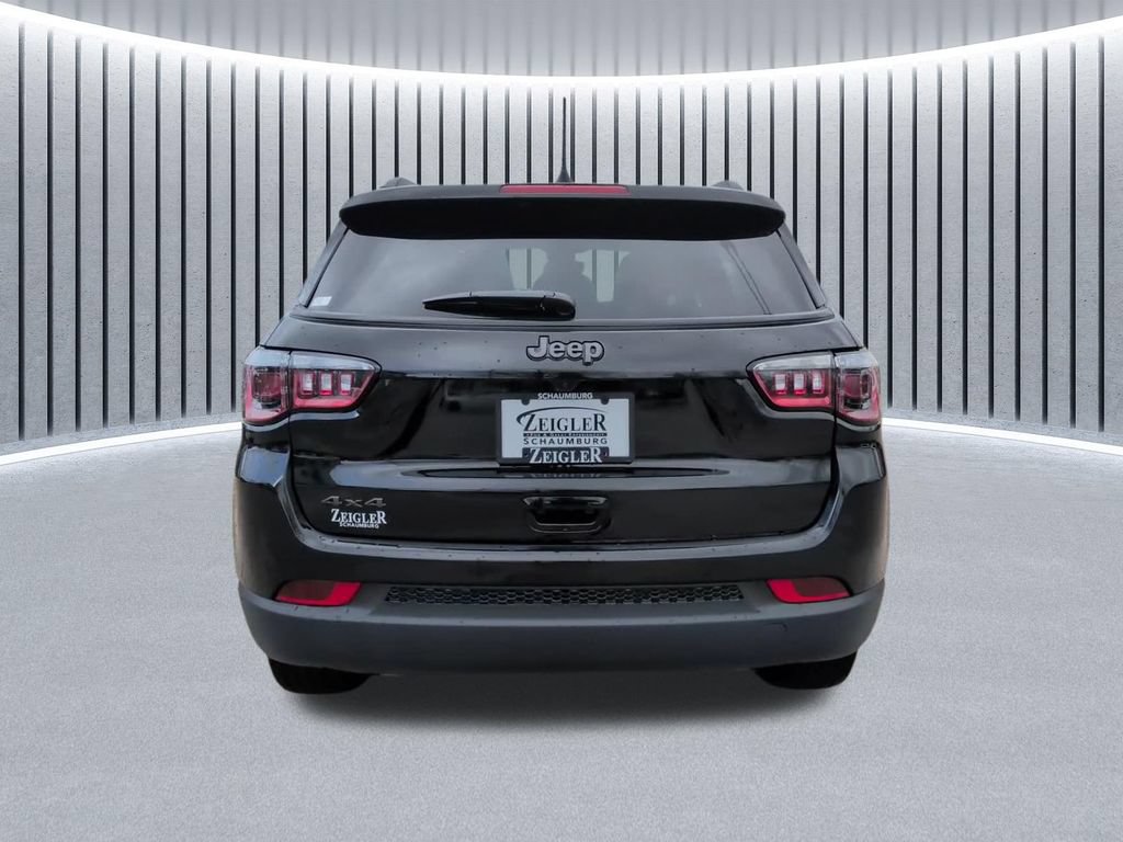 New 2026 Jeep Compass Latitude AWD/4WD image 9