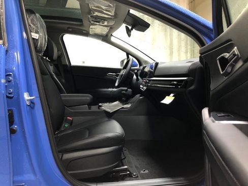 New 2026 Kia Sportage EX w/ EX Panorama Roof Package FWD image 13