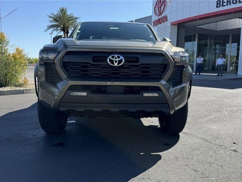 New 2025 Toyota Tacoma TRD Off-Road image 2