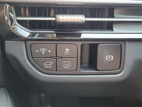 New 2026 Kia Sportage AWD Hybrid image 25