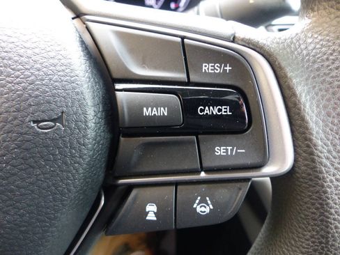 Used 2019 Honda Accord LX image 43