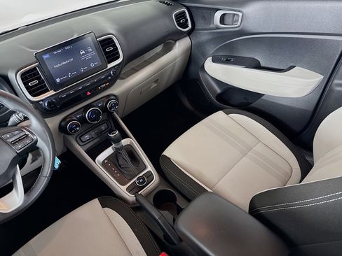 Used 2023 Hyundai Venue SEL w/ Cargo Package FWD image 27