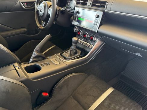 New 2026 Toyota GR86 Premium image 17