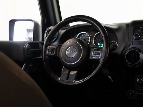 Used 2012 Jeep Wrangler Unlimited Sport image 24