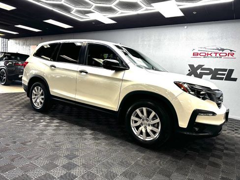 Used 2019 Honda Pilot LX image 2