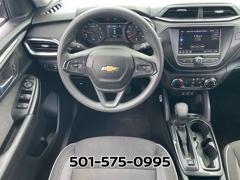 Used 2023 Chevrolet TrailBlazer LT FWD image 12