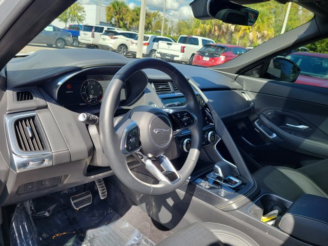 Used 2024 Jaguar E-PACE R-Dynamic SE AWD/4WD image 17