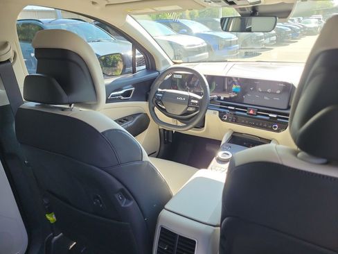 New 2026 Kia Sportage EX w/ EX Panoramic Sunroof Package AWD/4WD image 13