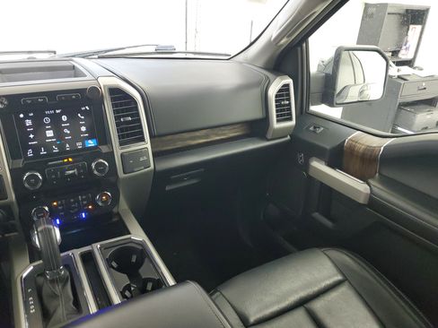 Used 2018 Ford F150 Lariat AWD/4WD image 14