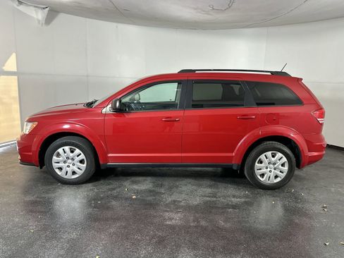 Used 2017 Dodge Journey SE image 5