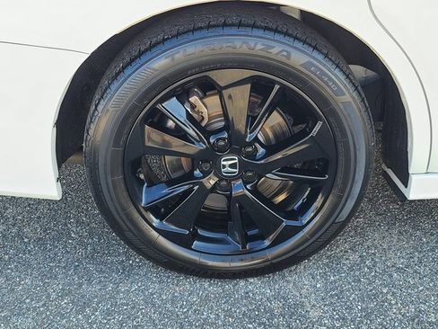 Certified 2023 Honda Odyssey Sport image 33