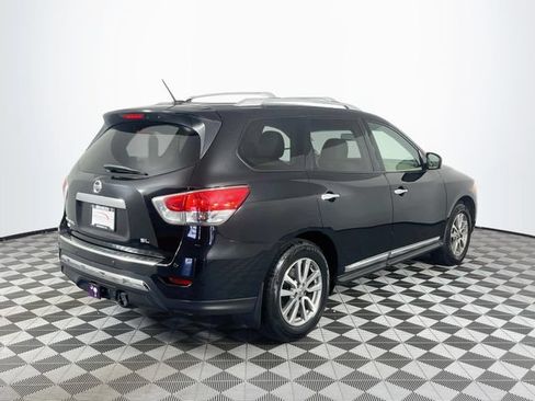 Used 2015 Nissan Pathfinder SL w/ SL Tech Package FWD image 8