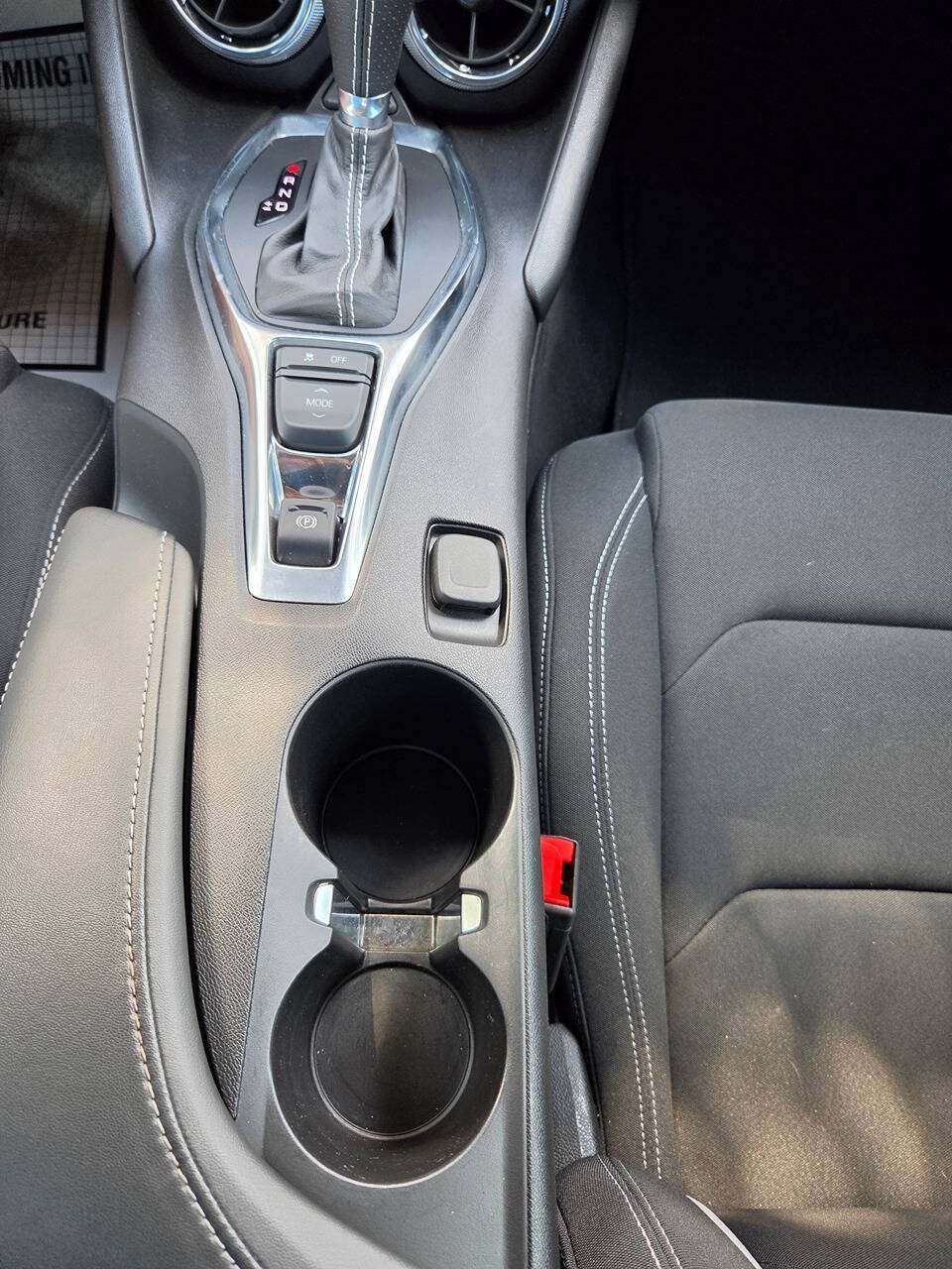 Used 2021 Chevrolet Camaro LT RWD image 23