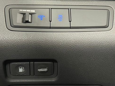 Used 2013 Hyundai Sonata Limited image 16