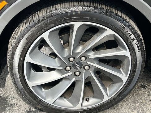 Used 2023 Lincoln Nautilus Reserve w/ Equipment Group 201A image 33