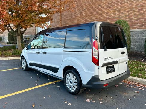 Used 2015 Ford Transit Connect XLT image 6