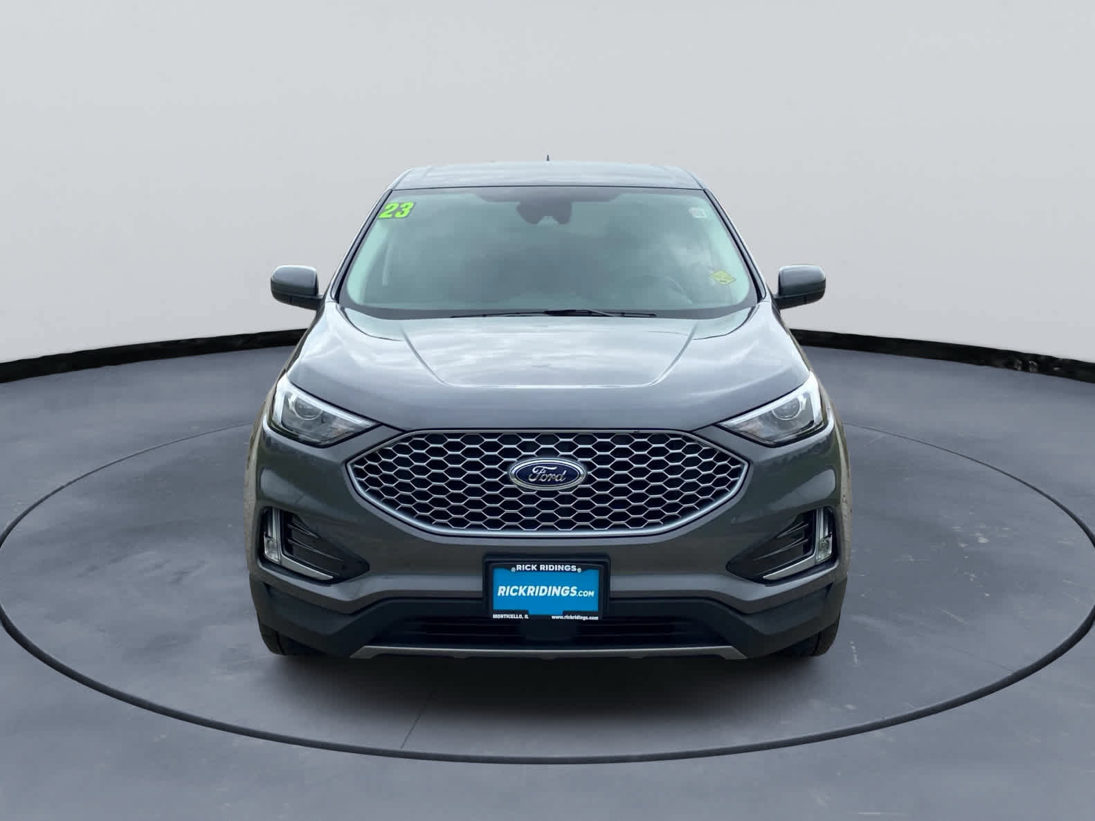 Used 2023 Ford Edge SEL w/ Convenience Package AWD/4WD image 2