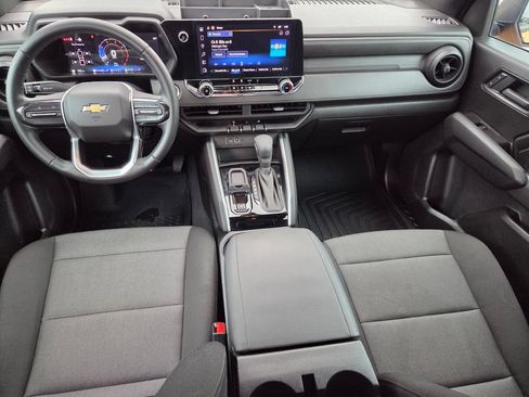 Certified 2025 Chevrolet Colorado W/T w/ WT Convenience Package II RWD image 10