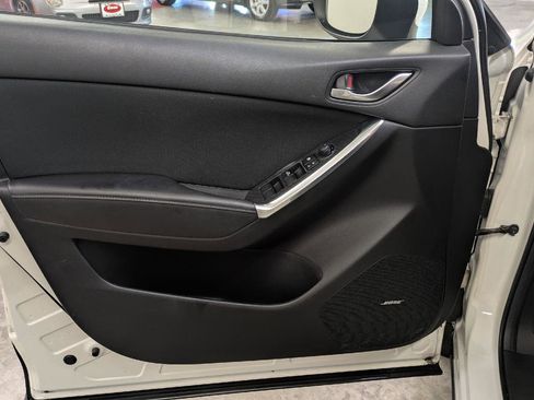 Used 2016 MAZDA CX-5 Touring w/ Bose/Moonroof Package FWD image 11