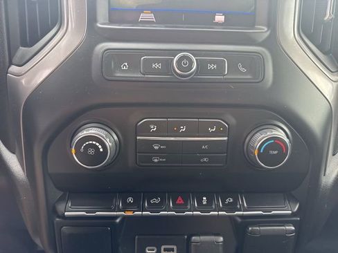 Used 2022 Chevrolet Silverado 1500 Custom AWD/4WD image 20