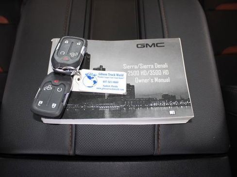 Used 2022 GMC Sierra 2500 AT4 w/ AT4 Premium Plus Package image 28