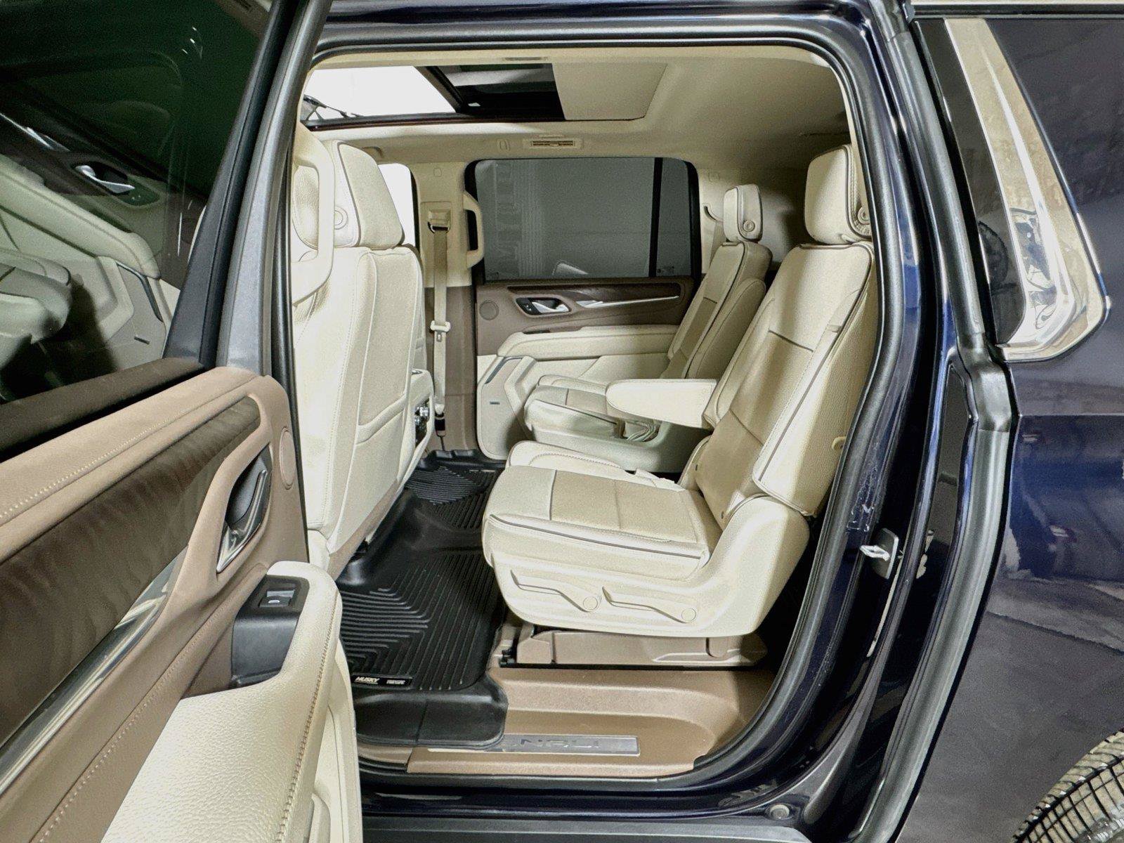 Certified 2022 GMC Yukon XL Denali AWD/4WD image 24