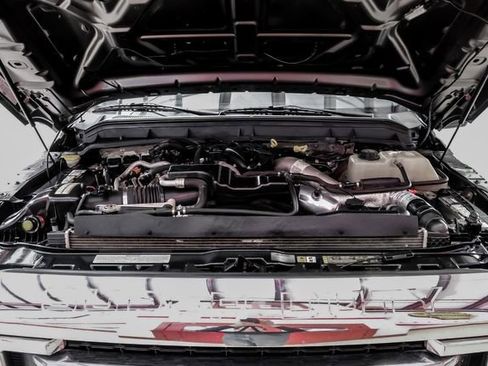 Used 2015 Ford F250 XLT w/ XLT Value Package image 7