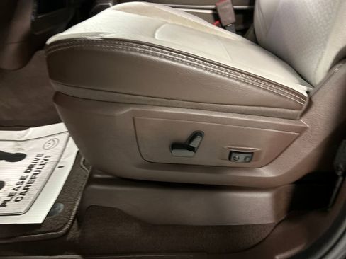 Used 2025 RAM 2500 Laramie image 13