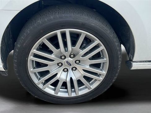 Used 2023 Ford Expedition Platinum RWD image 10
