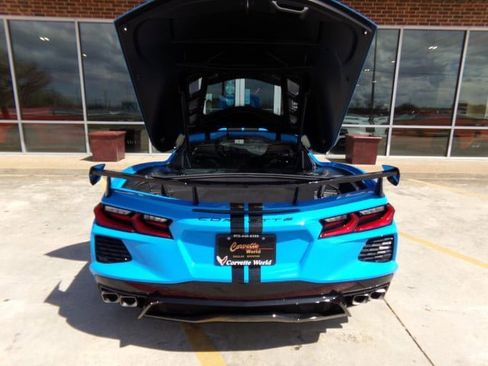 Used 2021 Chevrolet Corvette Stingray Coupe w/ Z51 Performance Package image 13