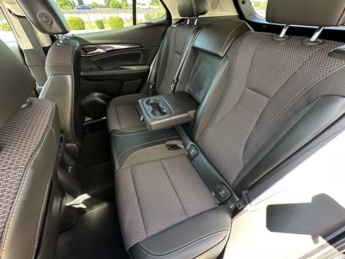 Used 2022 Buick Envision Preferred image 35