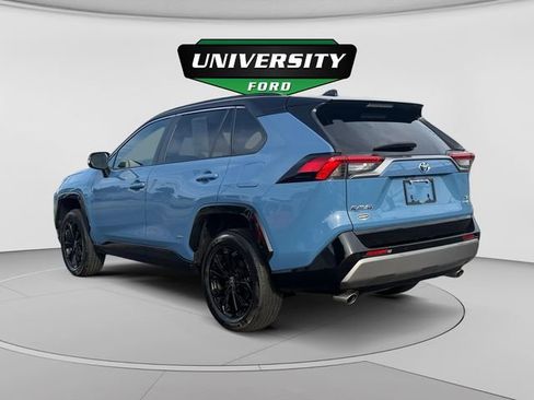 Used 2022 Toyota RAV4 XSE AWD/4WD image 5