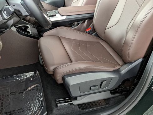 Used 2025 BMW X1 xDrive28i w/ Convenience Package image 18