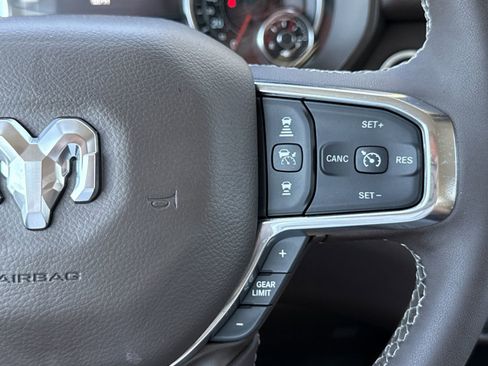 Used 2025 RAM 1500 Laramie image 22