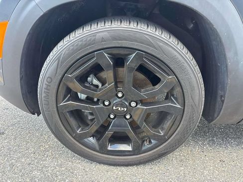Used 2024 Kia Seltos X-Line AWD/4WD image 9