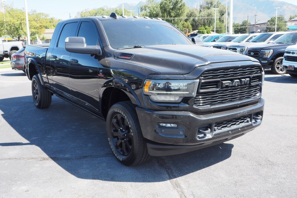 Used 2022 RAM 2500 Limited AWD/4WD image 3