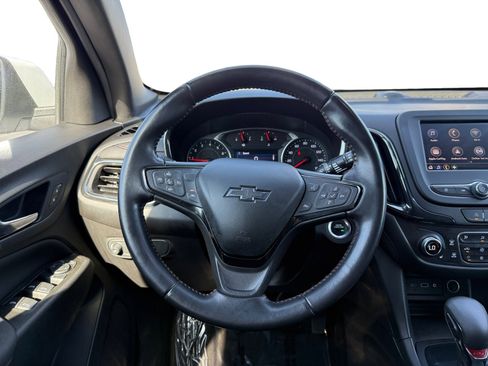 Used 2022 Chevrolet Equinox RS image 12