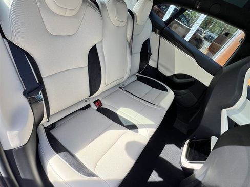 Used 2026 Tesla Model S Plaid image 18