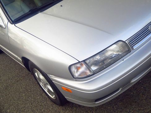 Used 1996 INFINITI G20 image 32