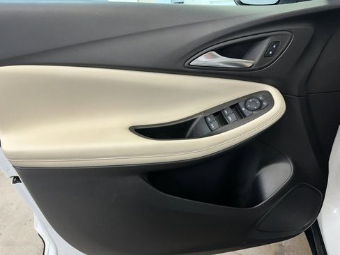 Certified 2024 Buick Encore GX Preferred w/ Comfort Package image 7