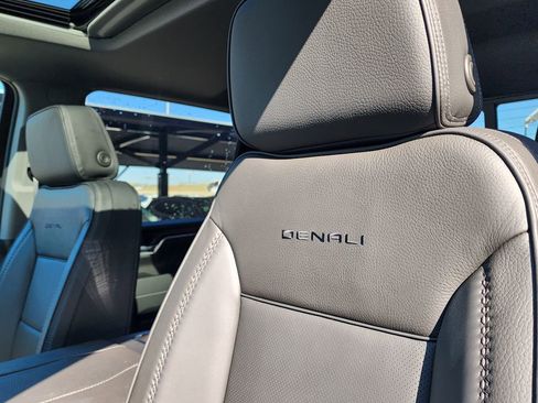 New 2026 GMC Sierra 2500 Denali image 20