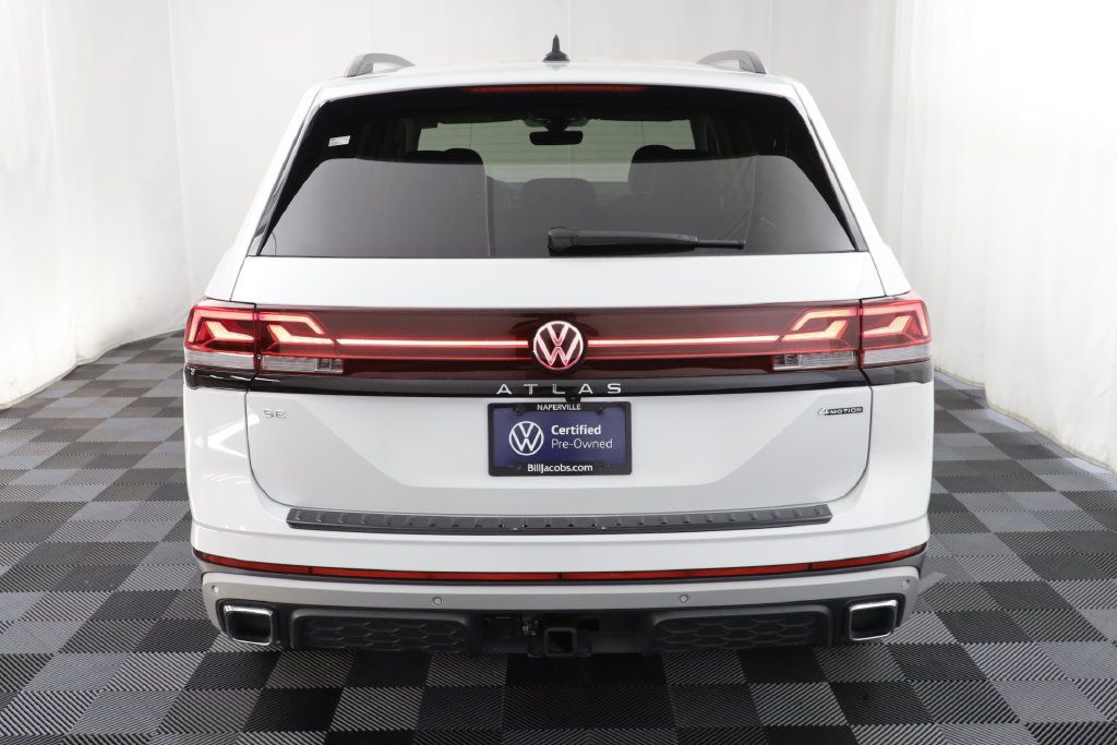 Used 2026 Volkswagen Atlas Peak Edition AWD/4WD image 16