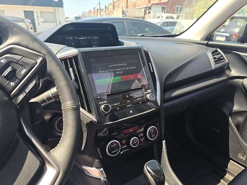 Used 2019 Subaru Forester Touring AWD/4WD image 4