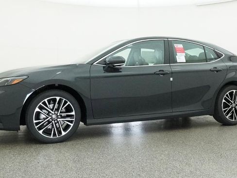 New 2026 Toyota Camry XLE AWD/4WD image 38